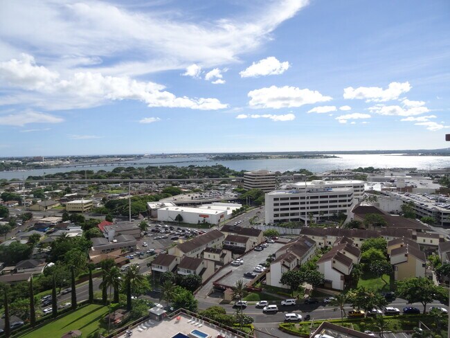 View - 98-487 Koauka Loop