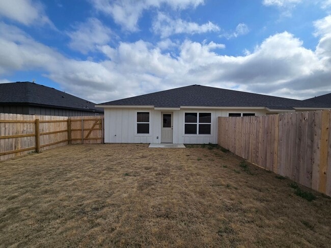 Building Photo - 807 Wax Myrtle Ct