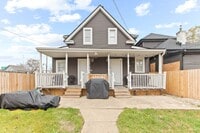 Building Photo - Modern Townhome in the Heart of Franklinton