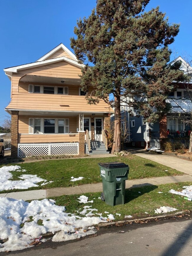 Building Photo - 4720 Rockwood Rd