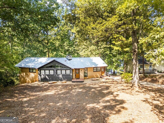 Building Photo - 1019 Whippoorwill Rd
