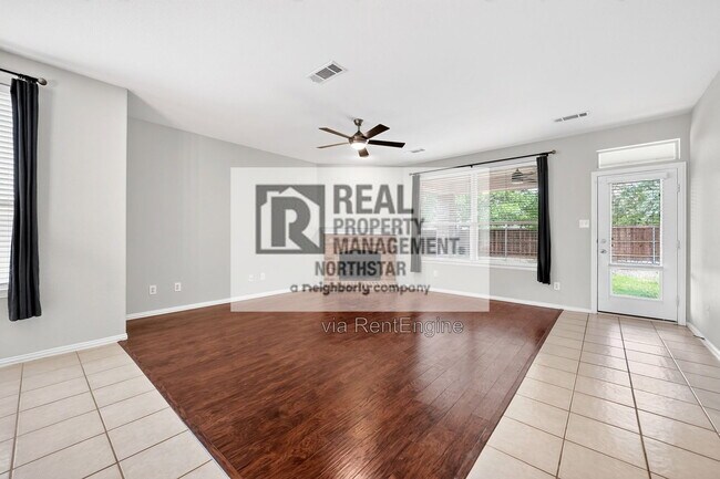 Building Photo - 405 Driftwood Ct