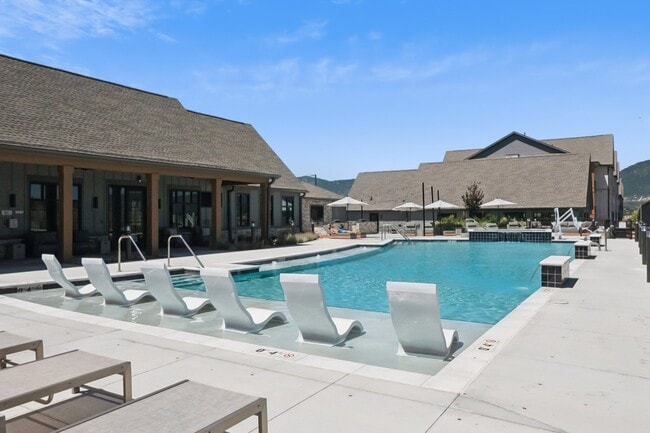 Primary Photo - Alta25 Luxury Apartment Homes