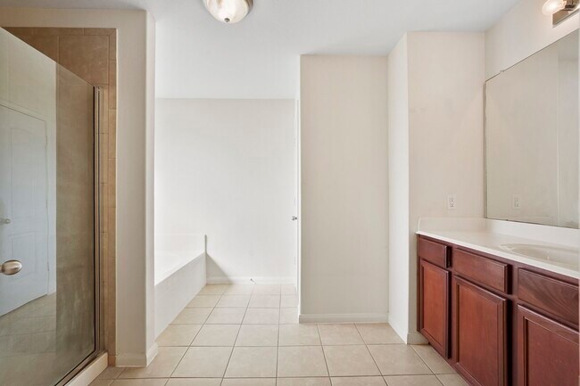 Building Photo - 10913 Panther Ct