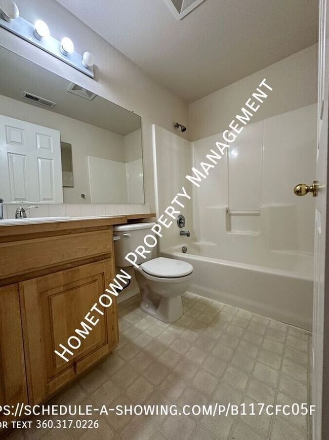 Building Photo - 8523 Sweetbrier Loop SE