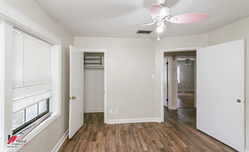 Building Photo - 1913 Lee St