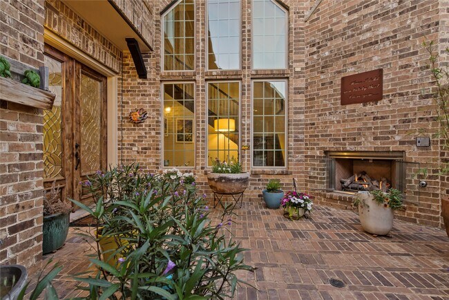 Building Photo - 183 Wade Pointe Dr
