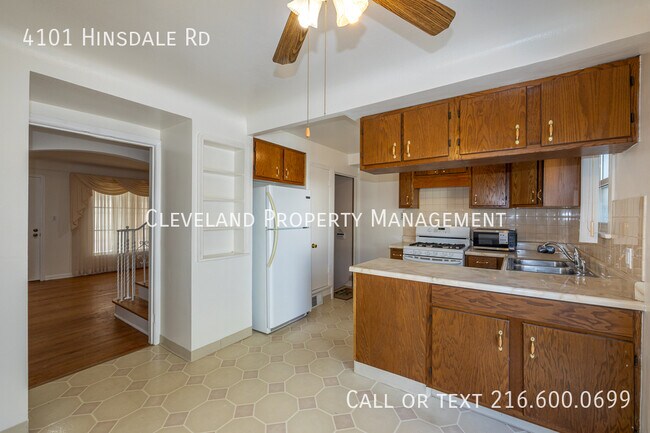 Building Photo - 4101 Hinsdale Rd