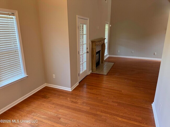 Building Photo - 3803 Lake Village Cove