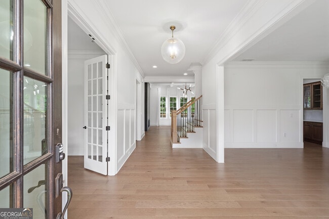 Building Photo - 2045 Kent Ct