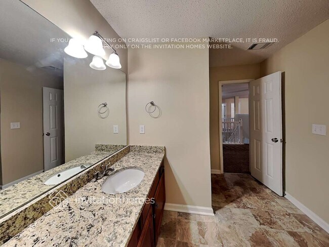 Building Photo - 7062 Cavender Dr SW