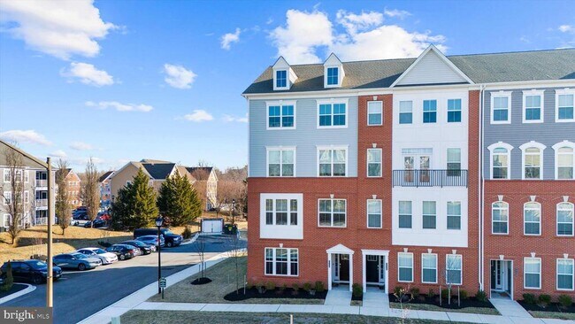 Building Photo - 7738 Port Capital Dr