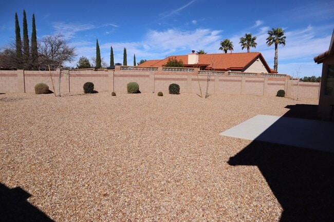 Building Photo - A Home You Have To See To Believe!!!