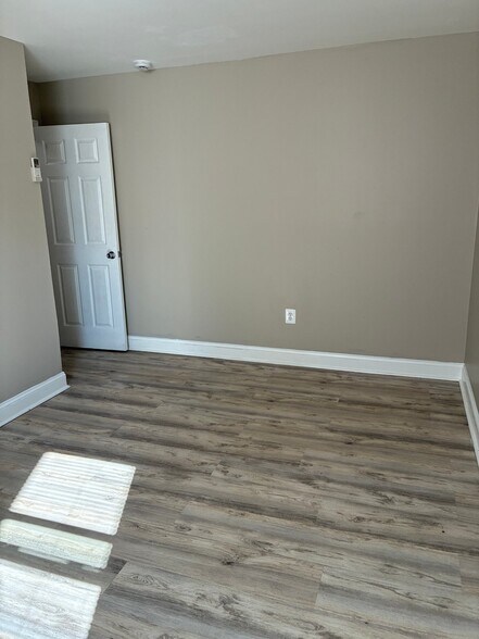 Building Photo - 4919 A St SE