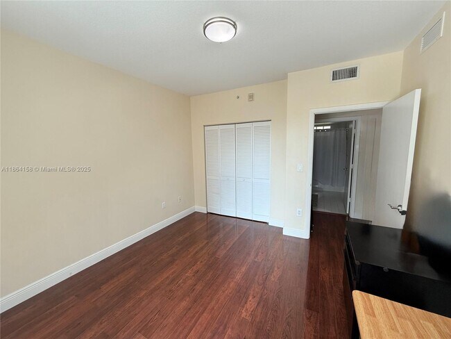 Building Photo - 7275 SW 90th Way