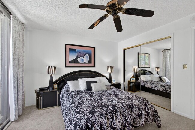 Building Photo - 4200 N Ocean Dr