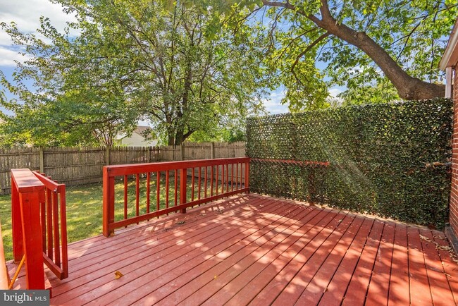 Building Photo - 2107 Brighton Rd