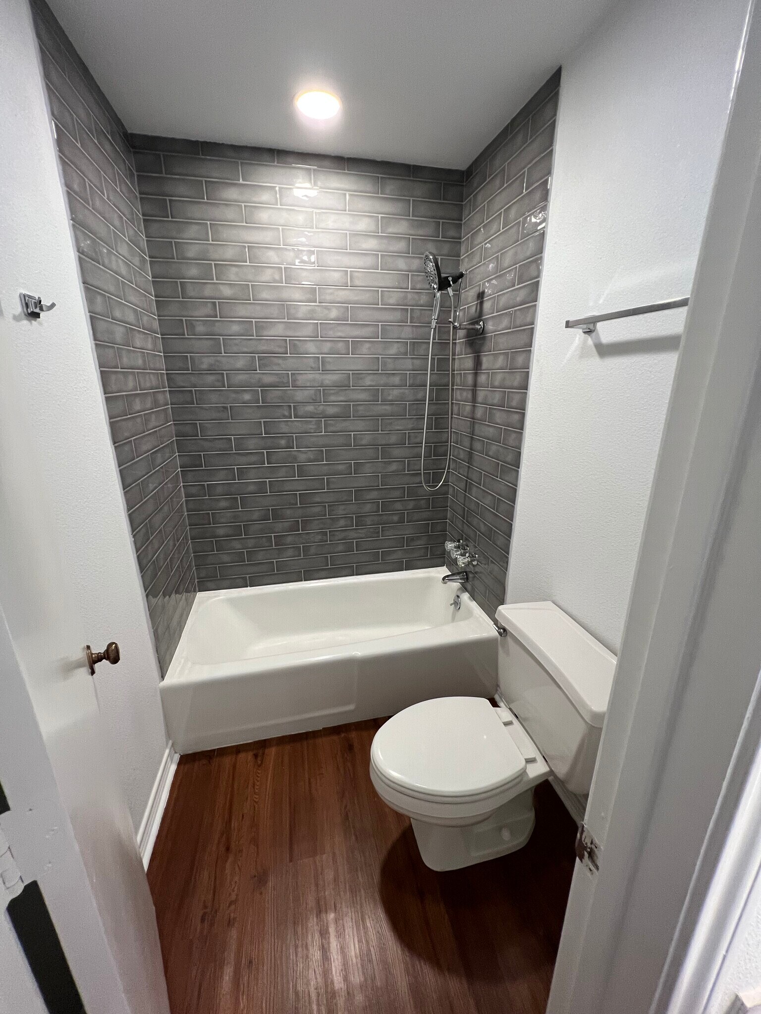 Building Photo - 1287 Roaring Springs Rd