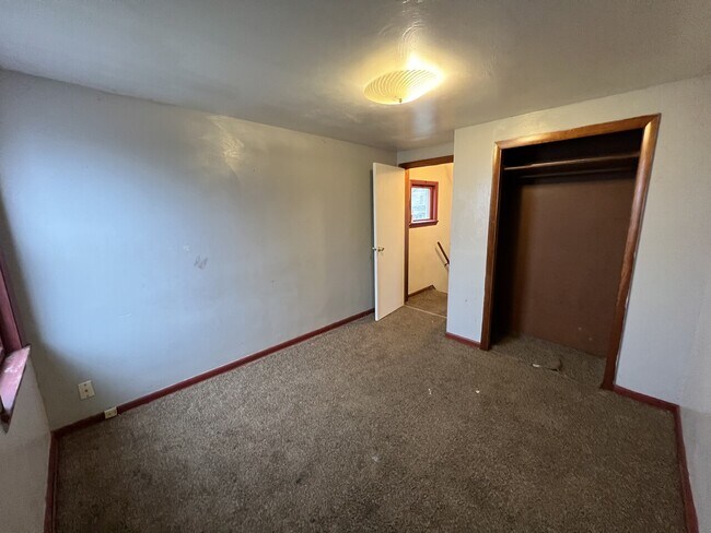Building Photo - 1114 Hamilton Ave