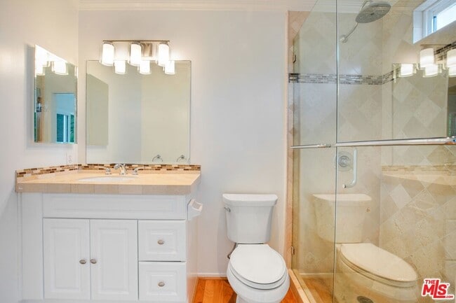 Building Photo - 3855 Rambla Pacifico St