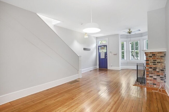 Building Photo - 1373 North Carolina Ave NE