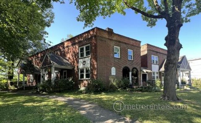 Building Photo - 385-387 Arcadia Avenue