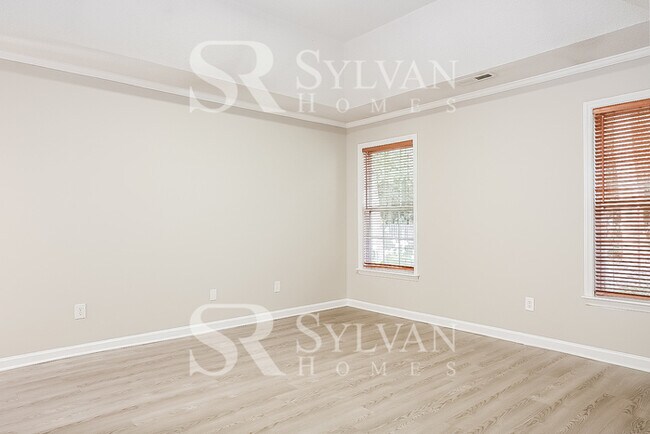 Building Photo - 1602 Glenn Meade Dr