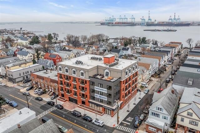 Building Photo - 345 AVENUE A Ave