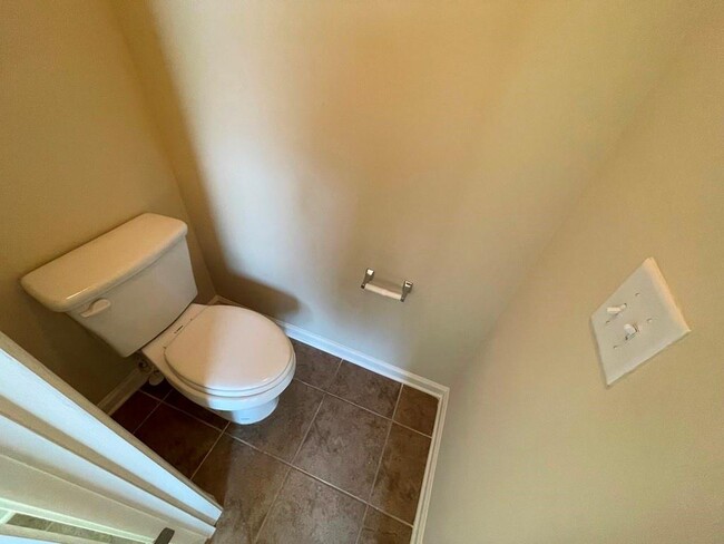 Building Photo - 5715 Bucknell Trace