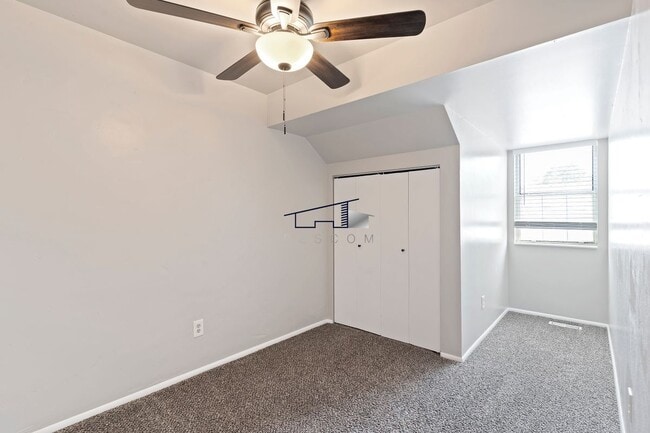 Building Photo - 77 Pheasantbrook Cir