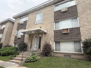 Building Photo - 2033 W 111th St