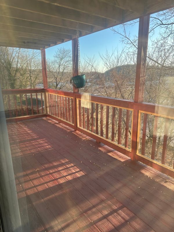 Building Photo - 61 School St