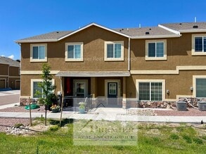 Building Photo - 7614 Spruce Pne Grv