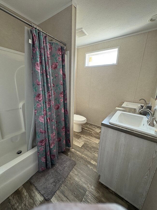 Building Photo - 8236 Camden Rd