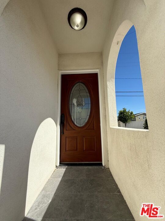 Building Photo - 8634 Norris Ave