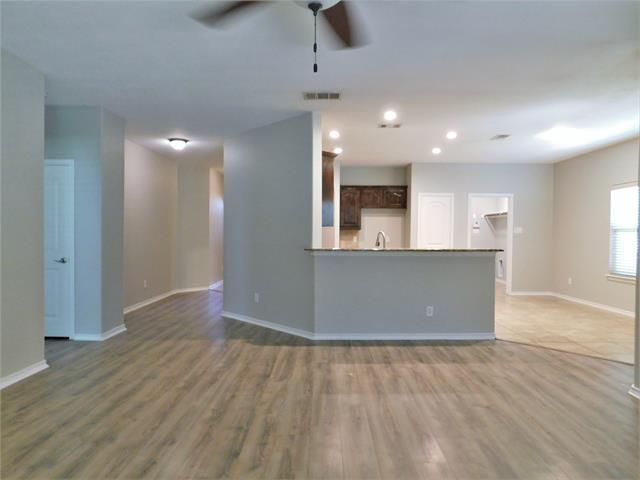 Building Photo - 3324 Hornbeam St