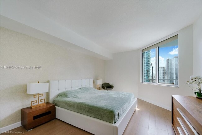 Building Photo - 325 S Biscayne Blvd