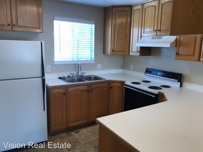 Building Photo - 2 br, 1 bath House - 1512 S 175 E