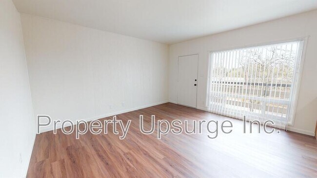 Building Photo - 2405 Old Eureka Way