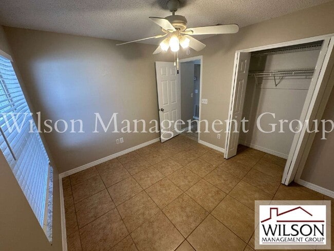 Building Photo - 660 Marlene Dr