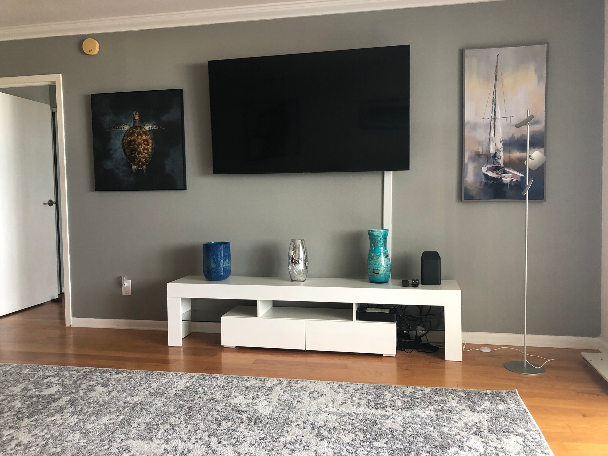 Building Photo - 1055 W Peppertree Dr