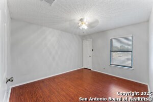 Building Photo - 3935 Knollcross