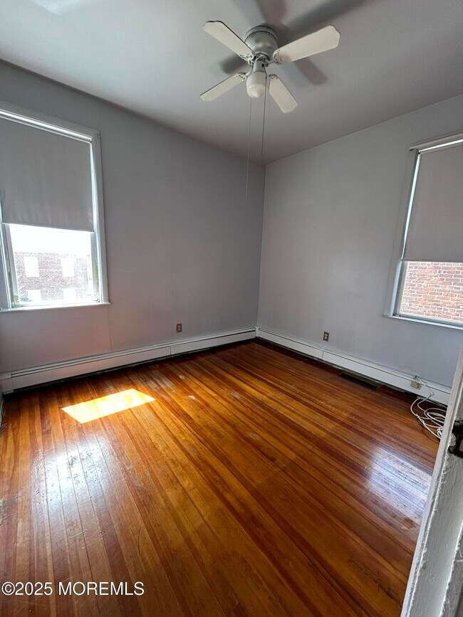 Building Photo - 408 Morningside Ave