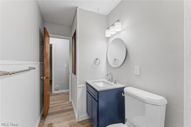Building Photo - 7365 Chennault Dr