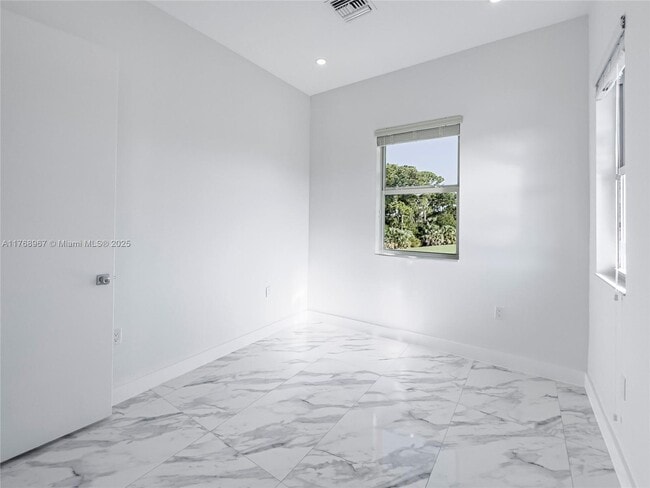 Building Photo - 149 Southeast Cor. Arno