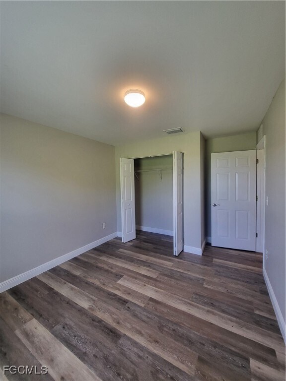 Building Photo - 9020 S Indio Cir