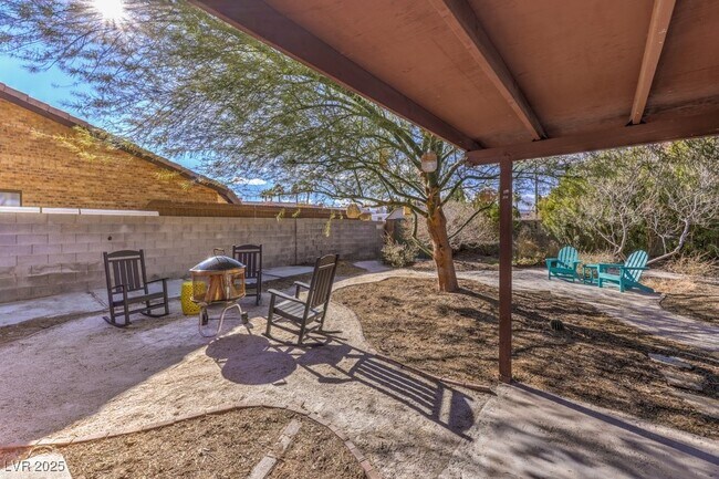 Building Photo - 3931 Maranatha Cir