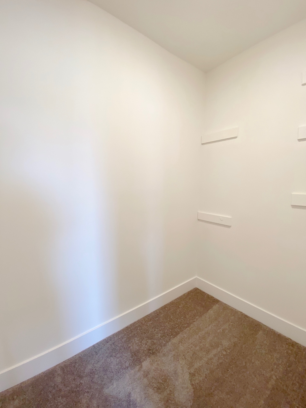 Building Photo - 5517 W Higgins Ave