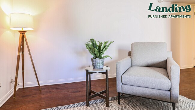 Building Photo - 555 Laurie Ln