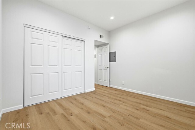 Building Photo - 2219 S Bentley Ave